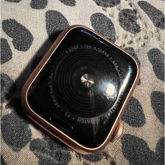 Apple Watch - Picture 2 of 2